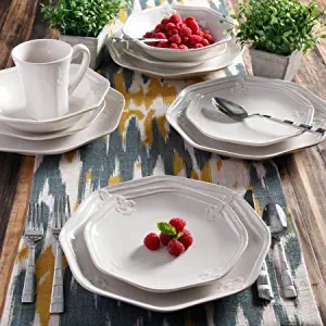 Better Homes and Gardens Country Crest 16-Piece Dinnerware Set