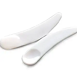 Onwon 100 PCS Mini Disposable Curved Cosmetic Spatula Scoop Makeup Mask Spatula Plastic Spoon (White)
